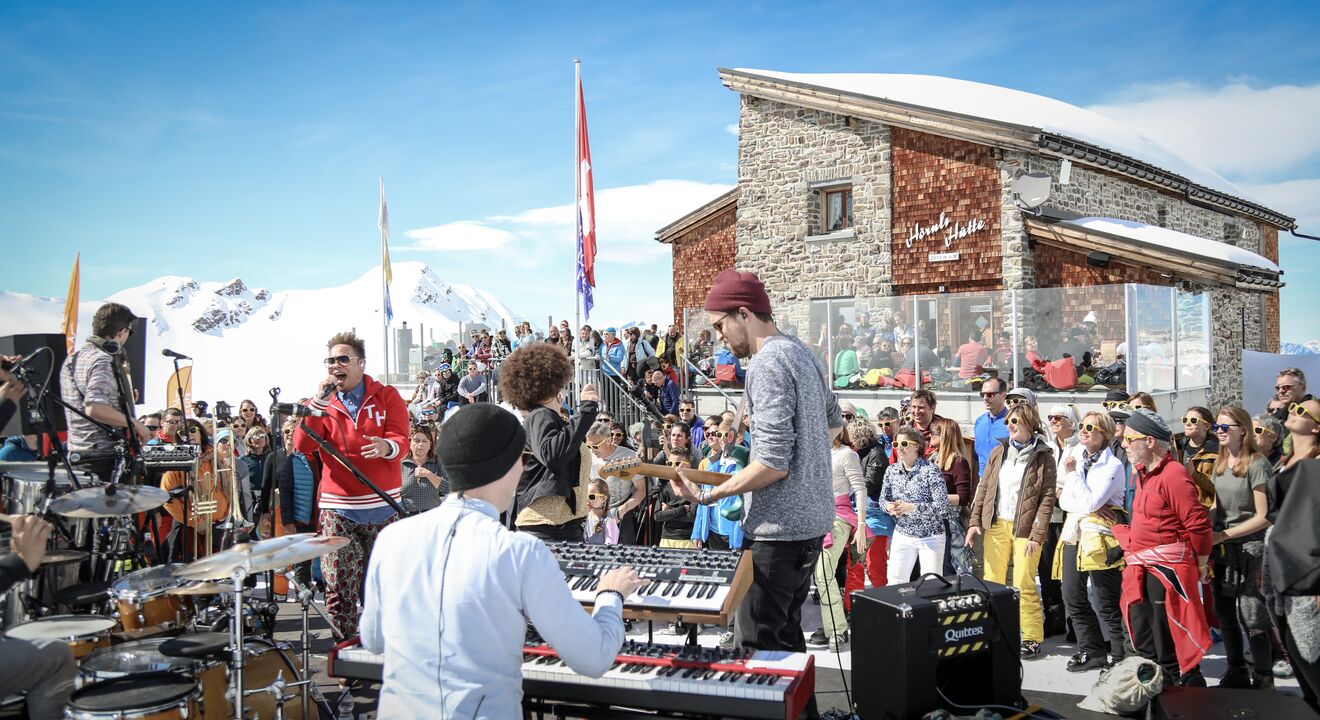 LiveisLife_2019-0927.jpg